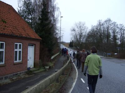 Til nabolandsbyen Voervadsbro